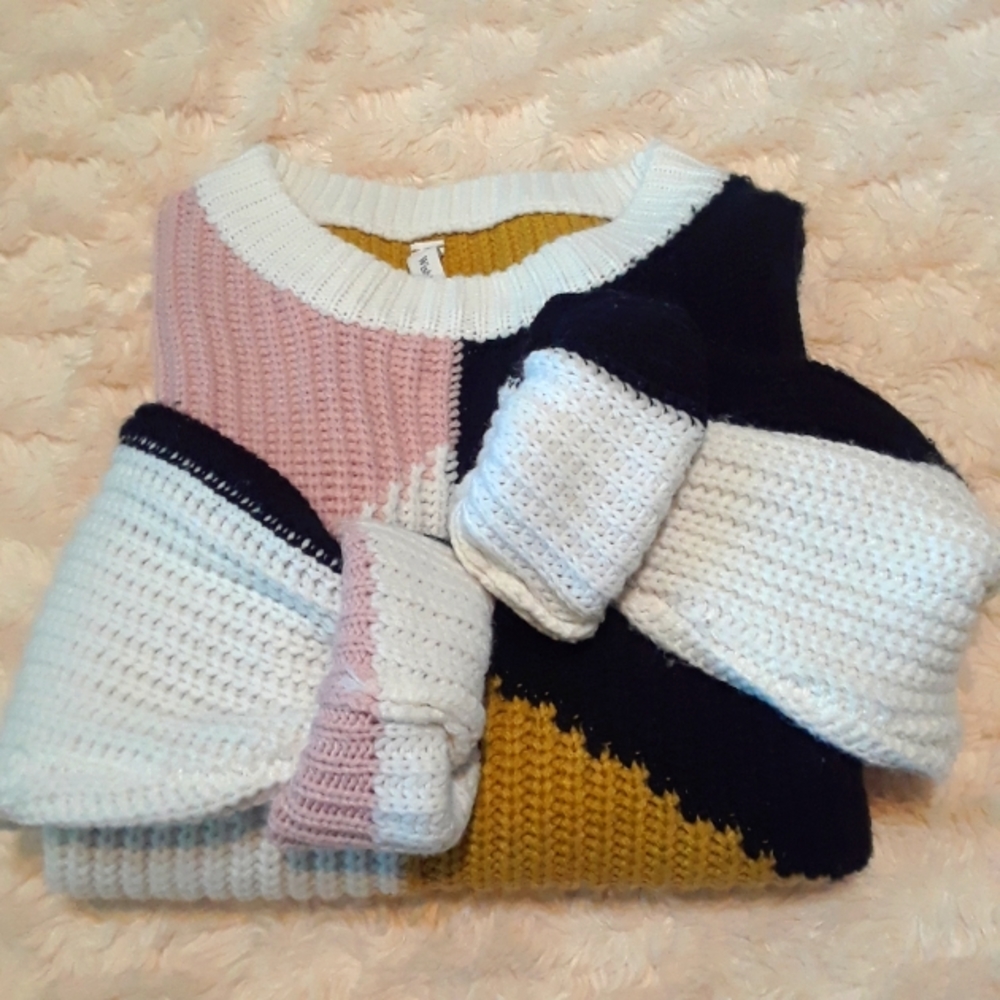 Wishlist Asymmetrical Sweater MED/LG